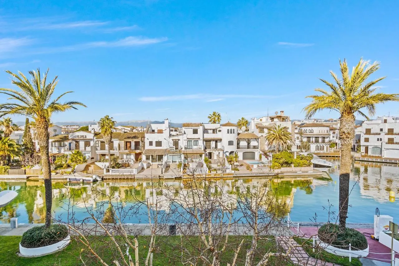 Apartamento Welcs Apartamento 045 Emp Frente Al Canal Ampuriabrava